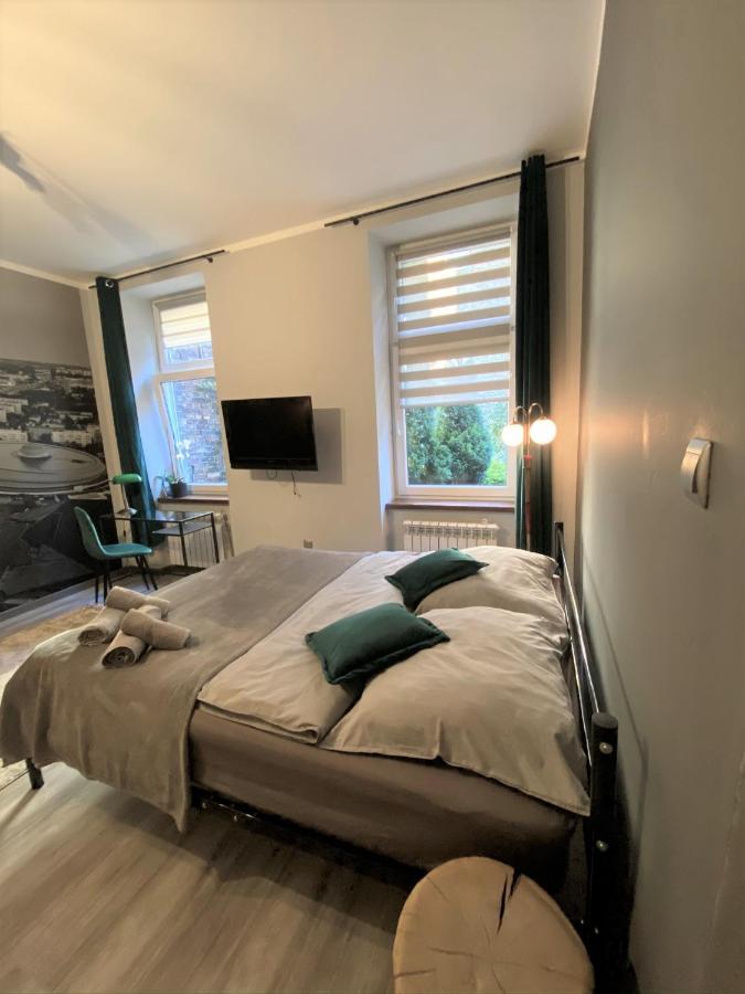 קטוביץ Apartament Czarne Zloto מראה חיצוני תמונה