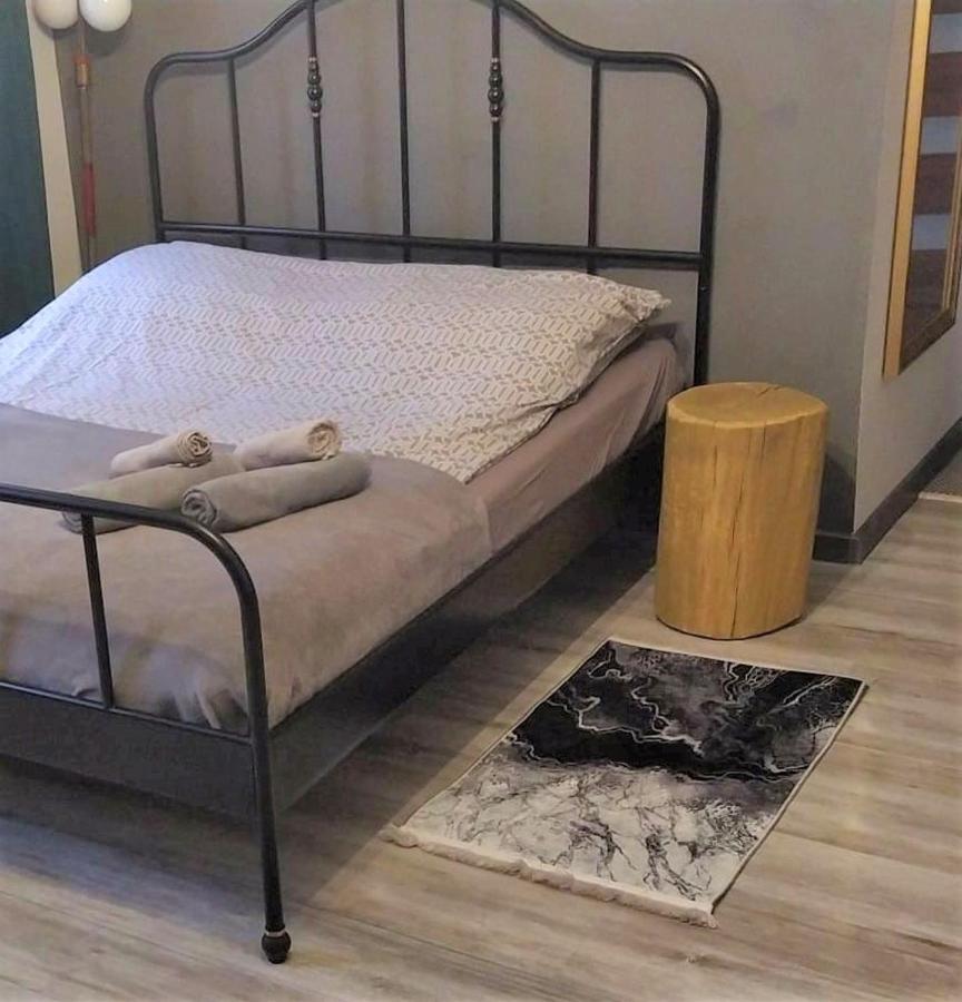 קטוביץ Apartament Czarne Zloto מראה חיצוני תמונה